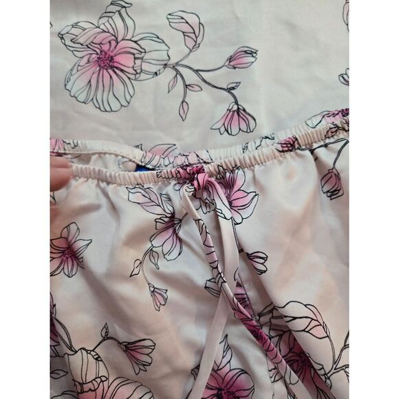 Apt. 9 Women's Pink Floral Cami Pajama Set Size Medium - Picture 8 of 11